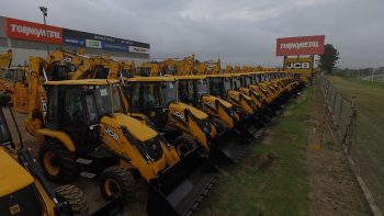 JCB 3CX Global